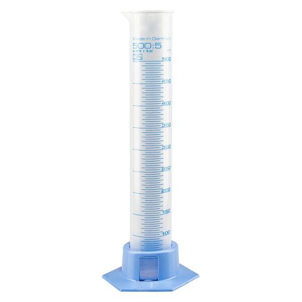 Odm&#283;rn&#225; l&#225;hev z polypropylenu o objemu 500 ml se sv&#283;tle modrou z&#225;kladnou.