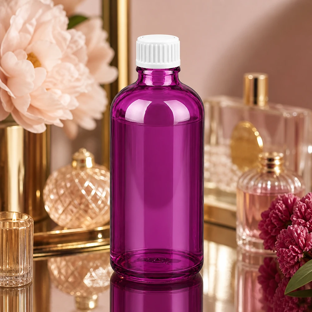 100ml (globulová) lahvička s 3mm nalévacím kroužkem bílá Standard PurpleLine. UT18/100 Stilvolle lila 100ml Glasflasche mit klassischem Schraubgewinde für Premium-Kosmetiklinien