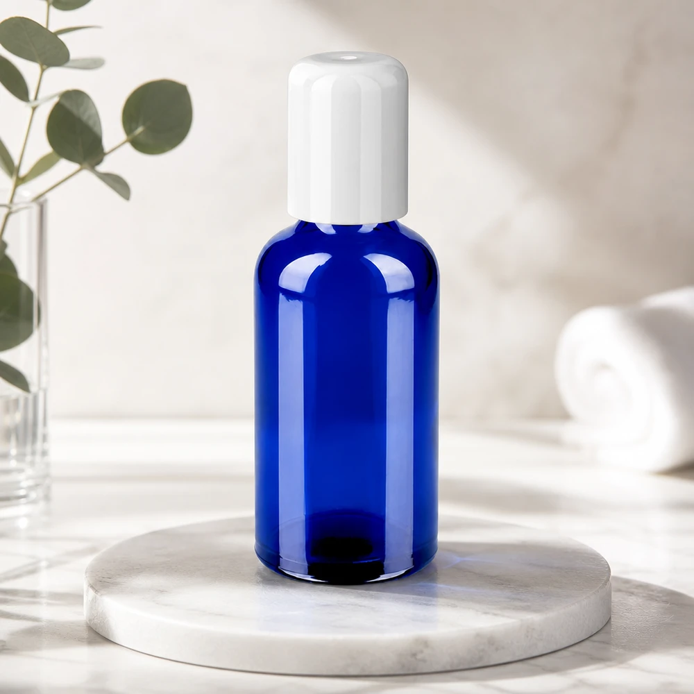 50ml roll-on lahvička bílá standardní uzávěr BlueLine UT18/50 Handliche 50ml Roll-On Flasche UT18/50 aus temperaturbeständigem blauem Spezialglas