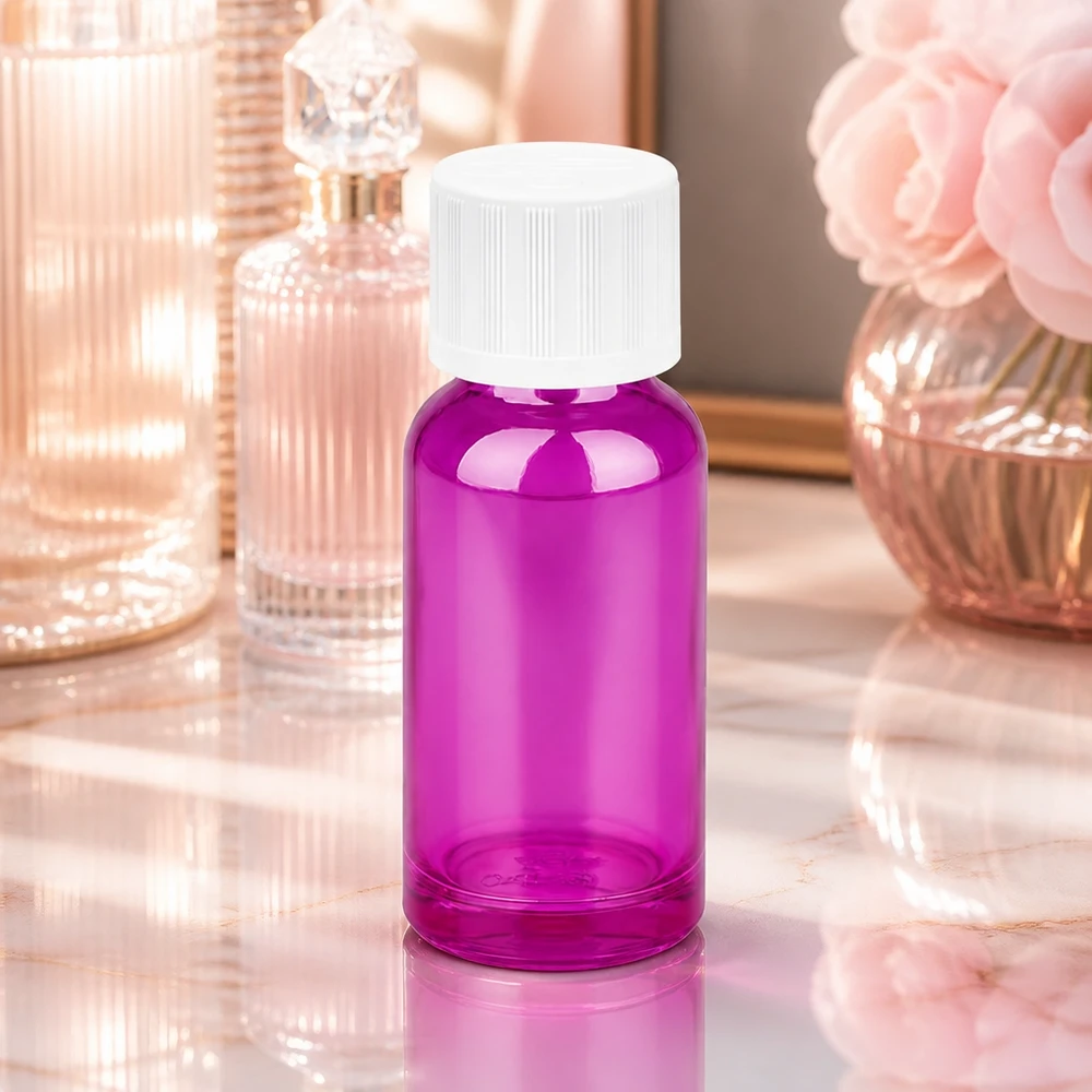 20ml láhev se šroubovacím uzávěrem 11 mm bílá standardní dětská pojistka PurpleLine UT18/20. 20ml Designer-Flasche in Violett mit weißem Deckel für stilvolle Aufbewahrung von Essenzen