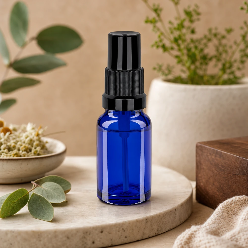 10ml lahvička s rozprašovačem černá standardní uzávěr BlueLine UT18/10 Vielseitige 10ml Sprayflasche STD BlueLine UT18/10 für Parfum Gesichtswasser und Wellness