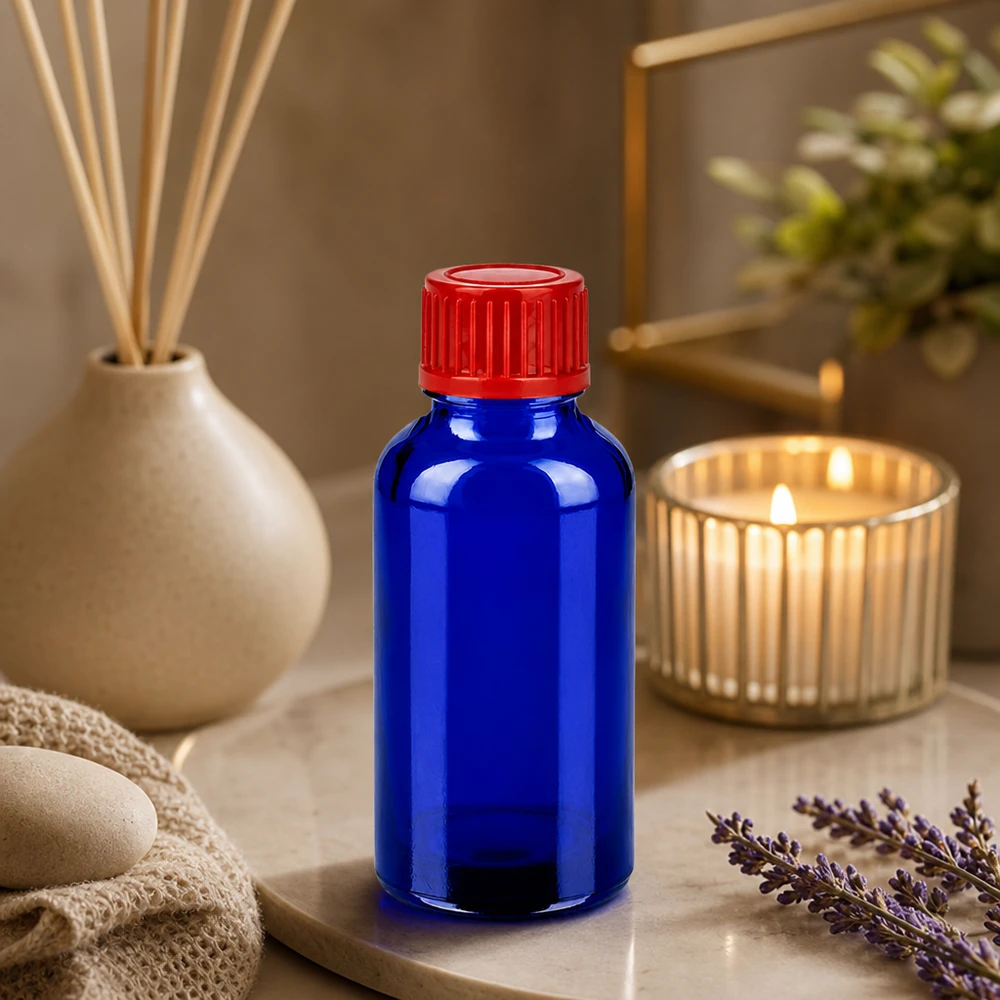 30ml láhev s 11mm šroubovacím uzávěrem červená Standard BlueLine UT18/30 Lichtgeschützte 30ml blaue Glasflasche mit ergonomischem Design für einfache Handhabung