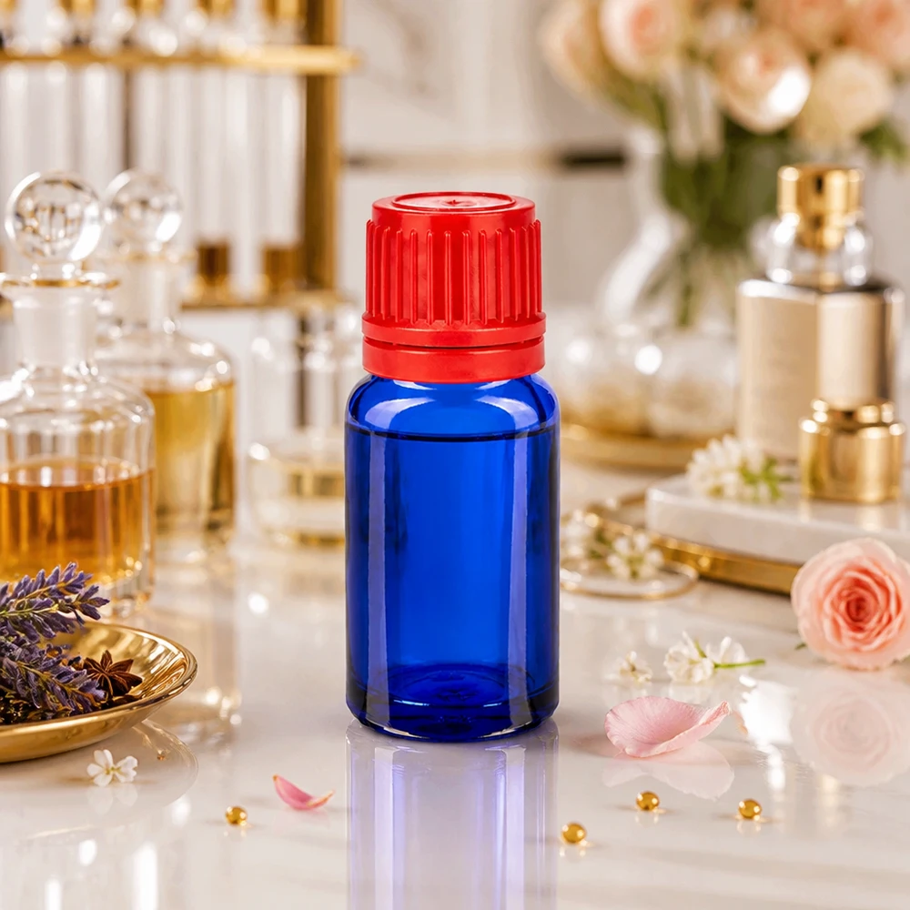 Handliche 10ml Flasche mit glatter Oberfläche und rotem Verschluss perfekt für DIY Mischungen