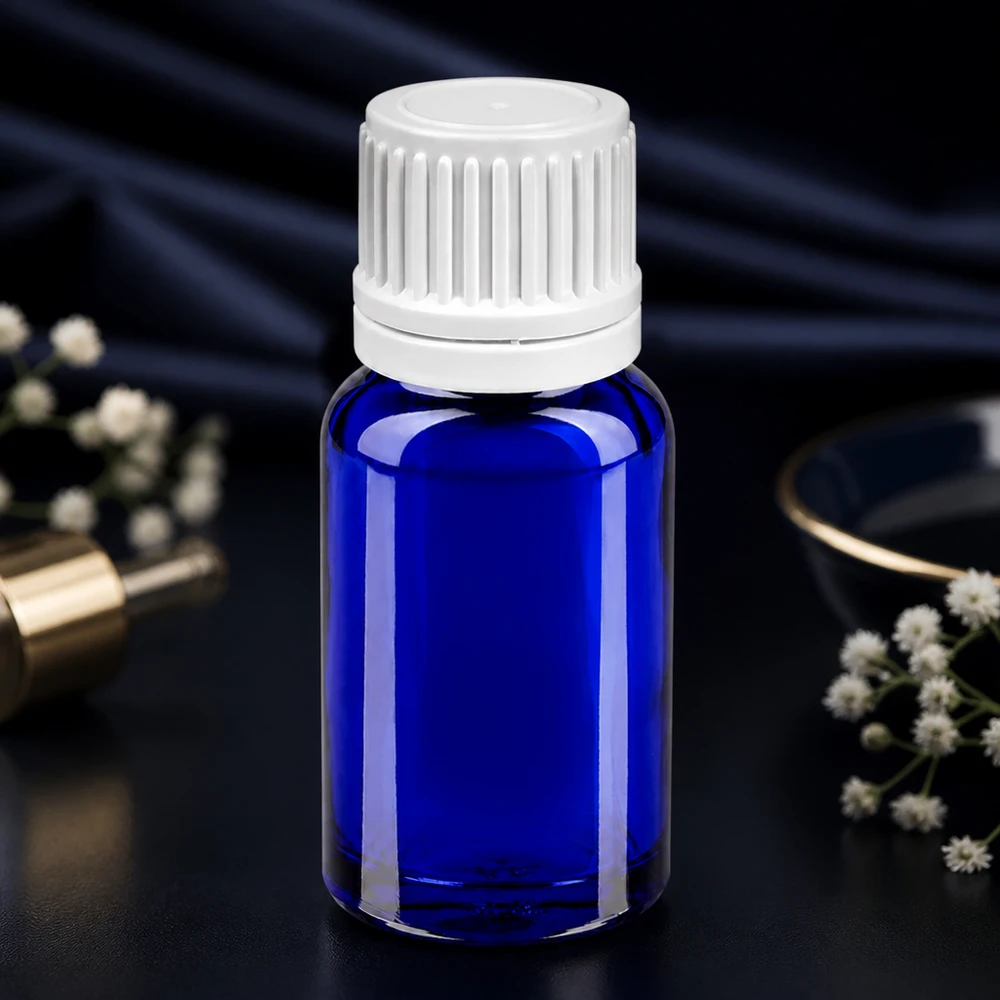 10ml lahvička 11mm šroubovací uzávěr bílý BlueLine UT18/10. 10ml lahvička 11mm šroubovací uzávěr bílý BlueLine UT18/10.