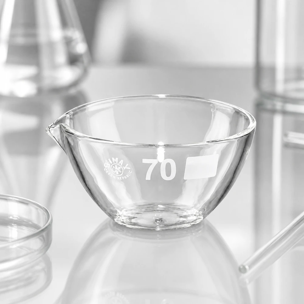 60ml odpařovací miska s výlevkou borosilikátová ø70mm Ergonomische 60ml Abdampfschale mit seitlichem Ausguss für tropffreies Umfüllen und sichere Handhabung