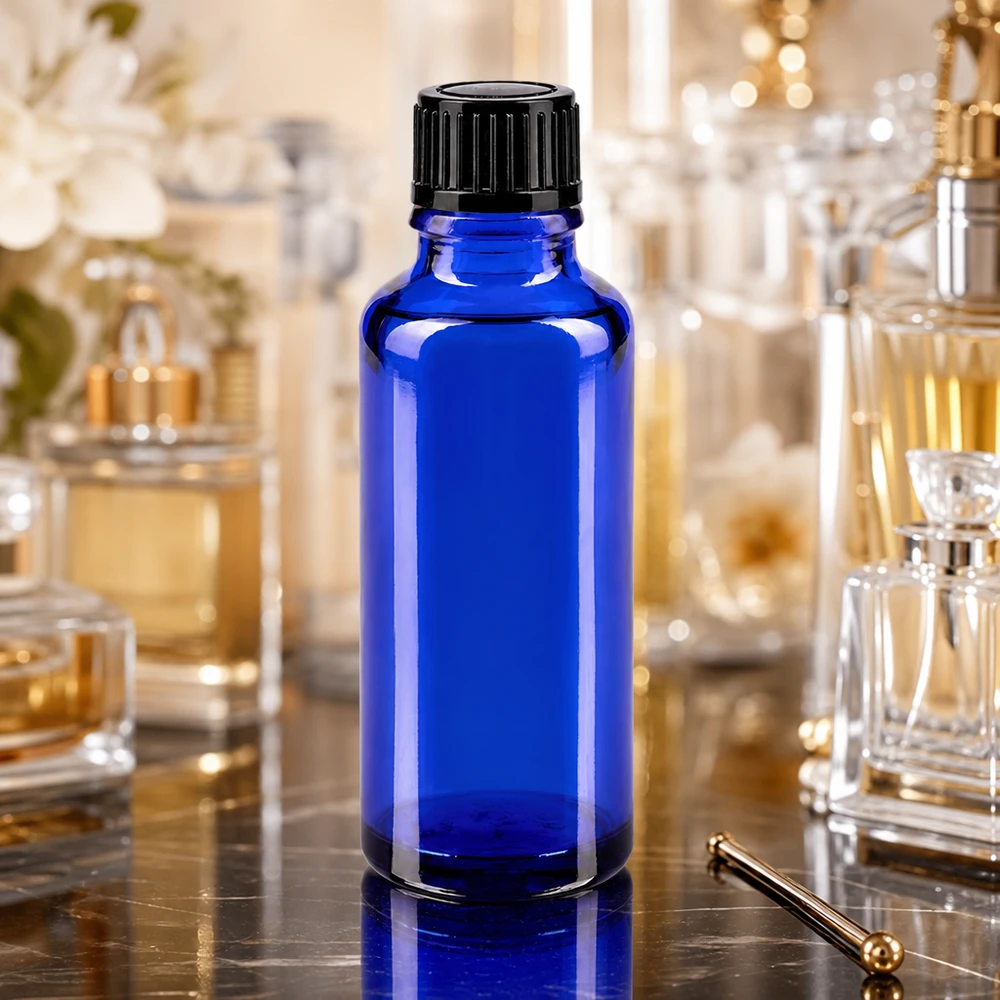 Leere blaue Glasflasche 30ml mit kindersicherem Schraubverschluss für Kosmetik und Öle