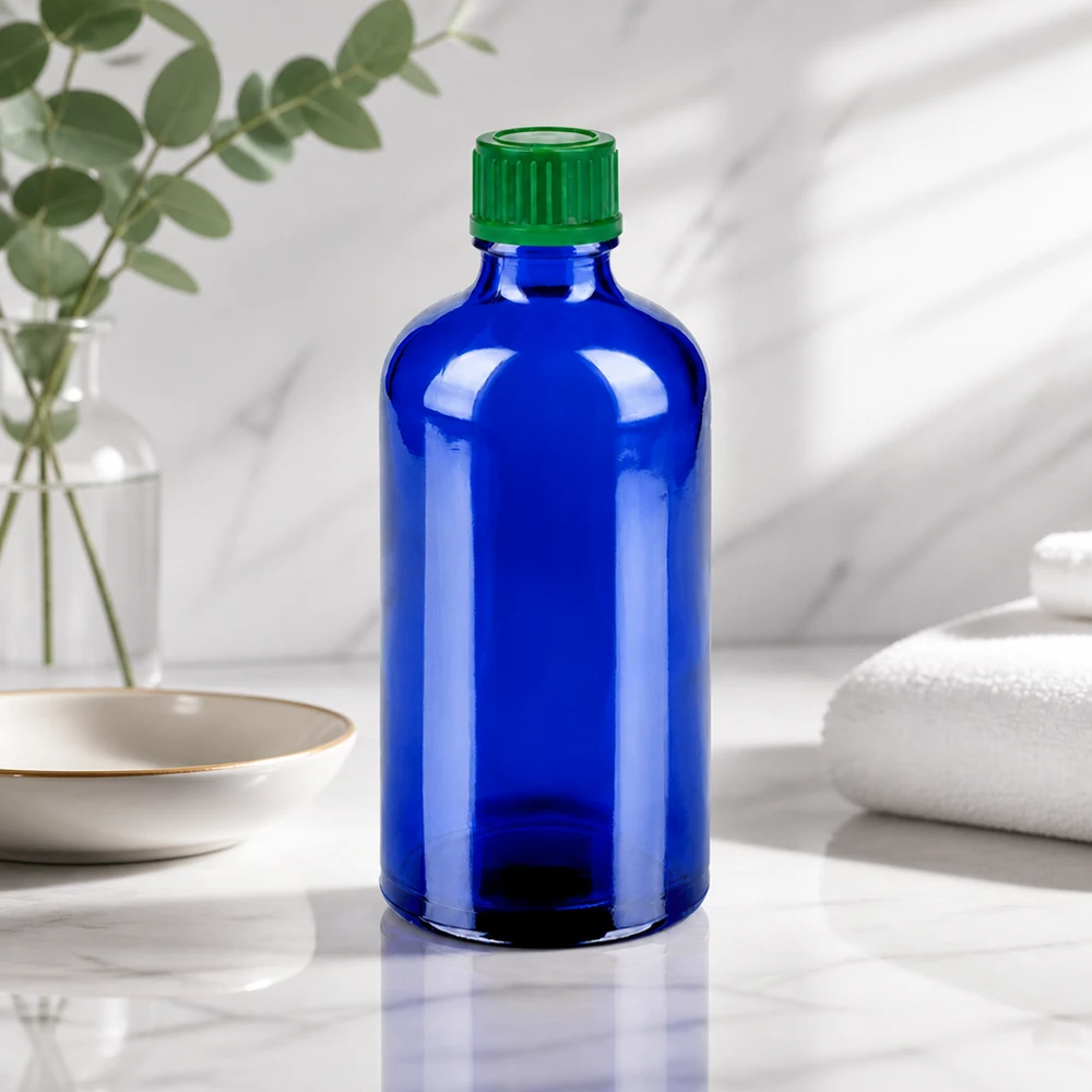 Nachhaltige 100ml Glasflasche in Blau wiederverwendbar und recycelbar für umweltbewusste Anwender