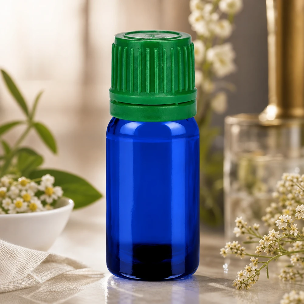 5ml lahvička 11mm šroubovací uzávěr zelený tamper-evidentní uzávěr BlueLine UT18/5 Elegante 5ml Kobaltblaue Glasflasche mit mattiertem grünen Deckel für edle Präsentation