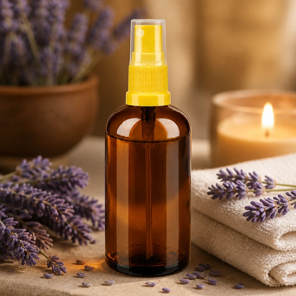 100ml lahvička s rozprašovačem žlutá/transparentní standardní uzávěr BrownLine UT18/100 Umweltfreundliche 100ml Glassprayflasche braun transparent mit Dosiersprüher für Naturkosmetik