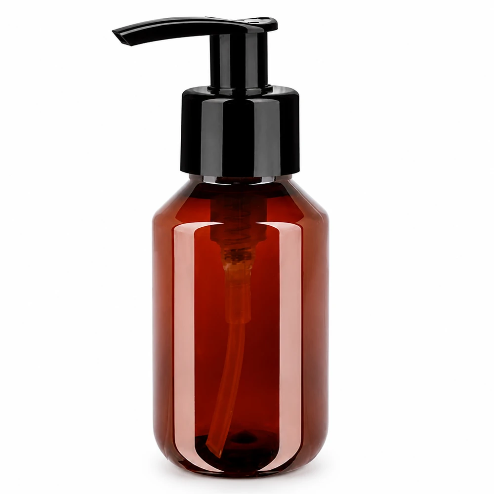 PET láhev 100ml s dávkovací pumpičkou černá PET láhev o objemu 100 ml, jantarové barvy, s černým dávkovacím pumpičkou pro kosmetiku a péči o tělo