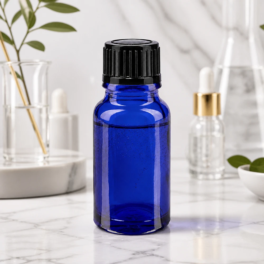 Lékárenská láhev modrá 10ml kapátko uzávěr 1mm černý standardní Dunkelblaue 10ml Glasflasche mit schwarzem Schraubdeckel für lichtempfindliche Substanzen