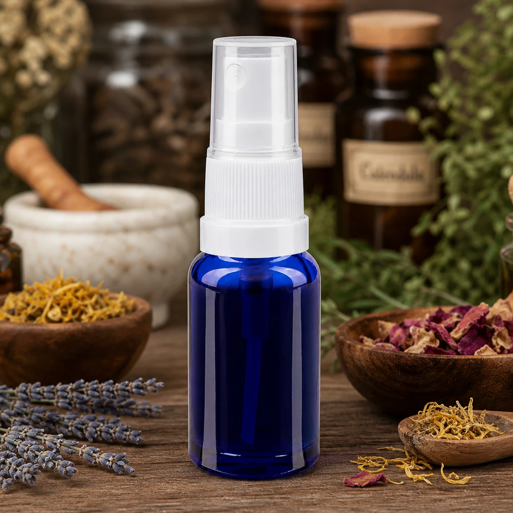Lékárenská lahvička modrá 10ml s rozprašovacím víčkem bílá Apothekerflasche 10ml in Blau mit Feinstaubzerstäuber für Toner Hydrolate und Pflanzenwasser