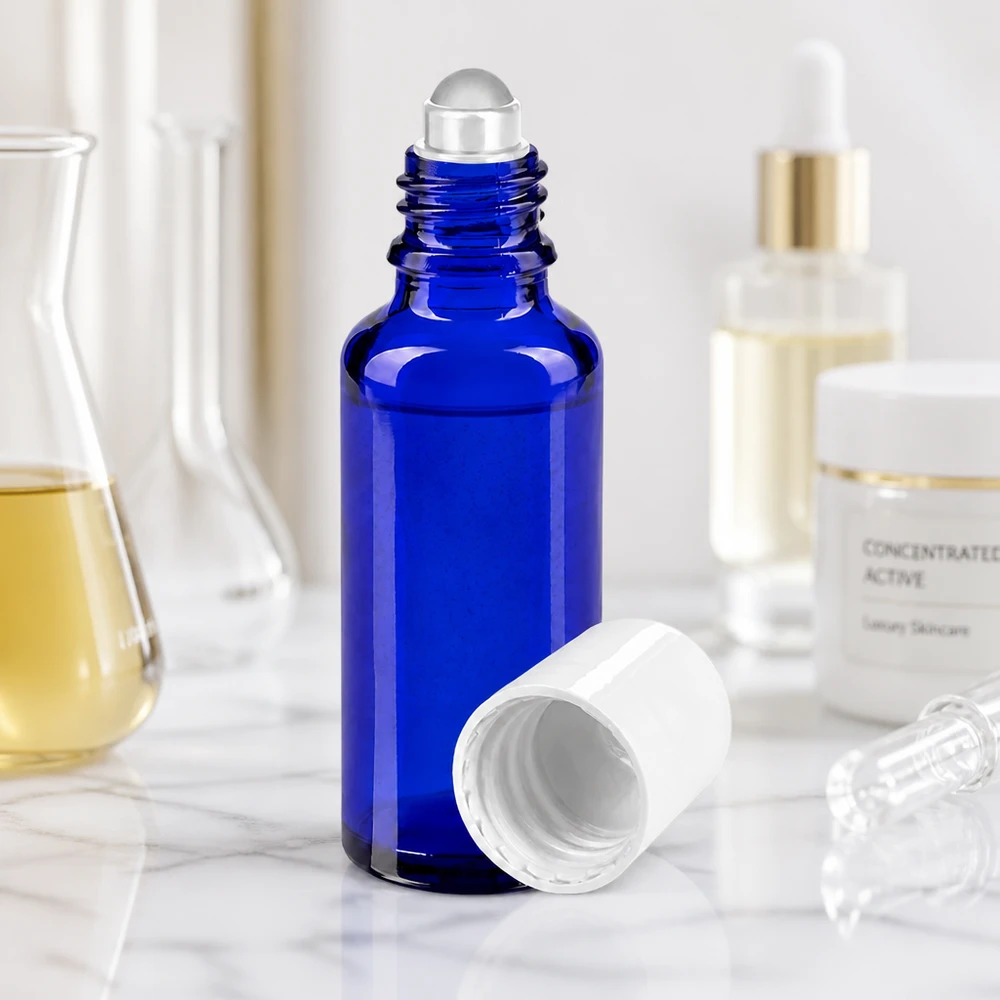 Lékárenská lahvička modrá 30ml roll-on s uzávěrem bílá UV-Schutz Apothekerglas blau 30ml Roll-On ideal für Naturkosmetik und Aromatherapie