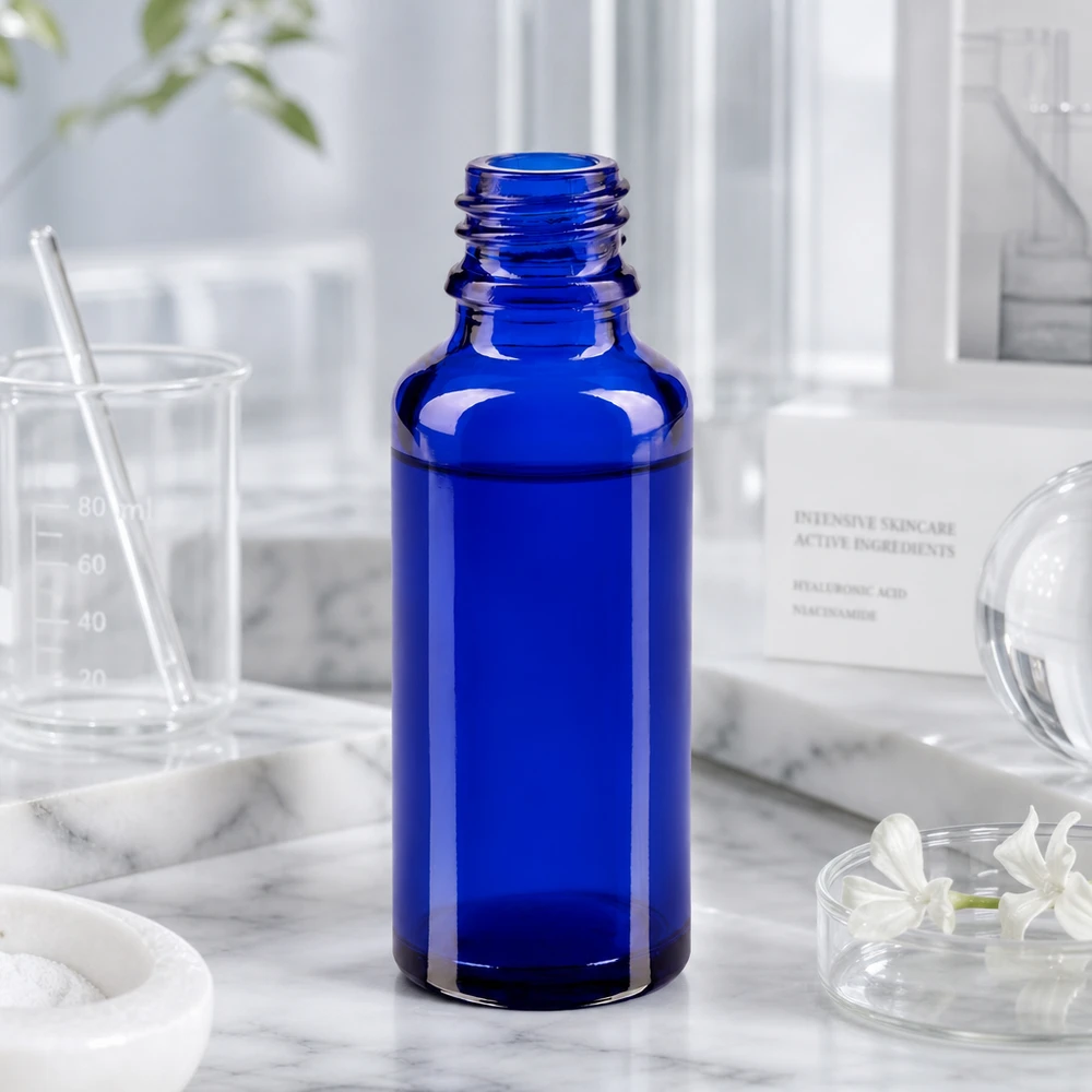 30ml ApoGlas Apothekenflasche Kobaltblau zur Abfüllung von Hyaluronsäure und Niacinamid