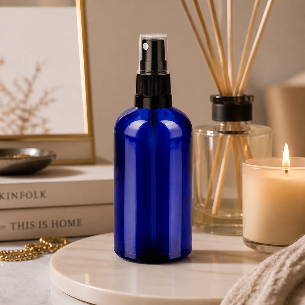 100ml lahvička s rozprašovačem černá černá/průhledný standardní uzávěr BlueLine UT18/100 100ml lahvička s rozprašovačem černá černá/průhledný standardní uzávěr BlueLine UT18/100