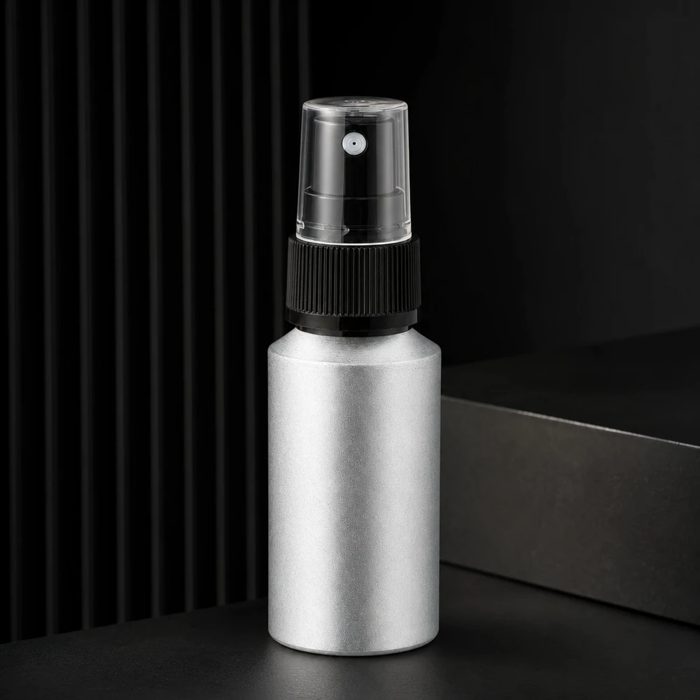 30ml mořená hliníková lahvička s rozprašovačem Leichte 30ml gebeizte Aluflasche mit Feinsprühzerstäuber optimal für Reise und Handtasche