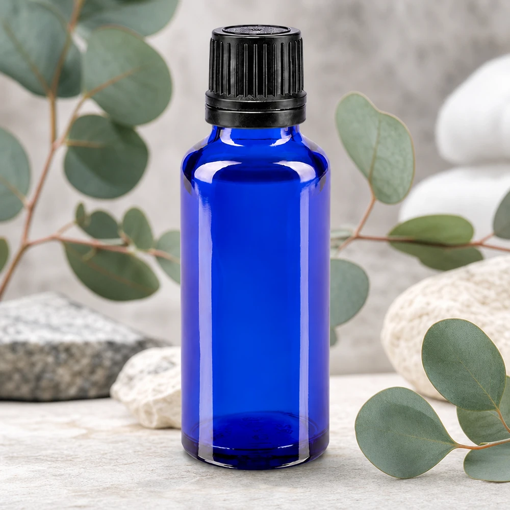 Lékárenská láhev modrá 30ml šroubovací uzávěr černý nalévací kroužek nedovolená manipulace s uzávěrem Blaue Apothekerflasche 30ml GR-Ausführung mit schwarzem Sicherheitsverschluss 8mm Öffnung