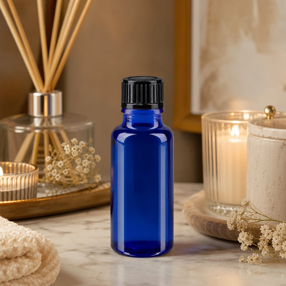 Lékárenská láhev modrá 20ml šroubovací uzávěr černý standardní Zylindrische blaue Apothekerflasche 20ml schwarzer Deckel für ätherische Öle geeignet