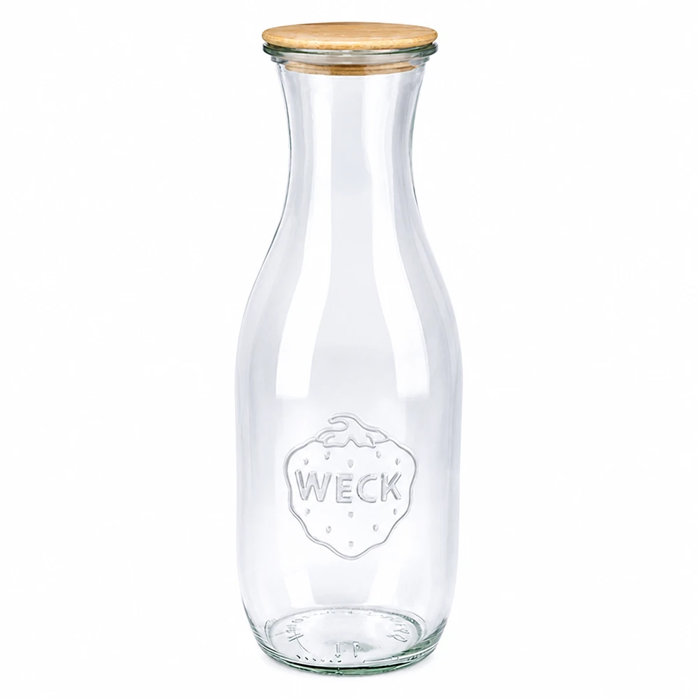 1062ml láhev na šťávu WECK RR60 s dřevěným víčkem WECK Saftflasche 1062ml aus Glas mit Holzdeckel RR60 transparent leer stehend auf weißem Hintergrund