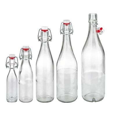 Lahve se svorkou a uzávěrem